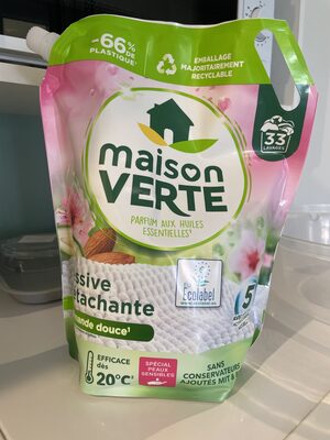 Maison verte Lessive détachante