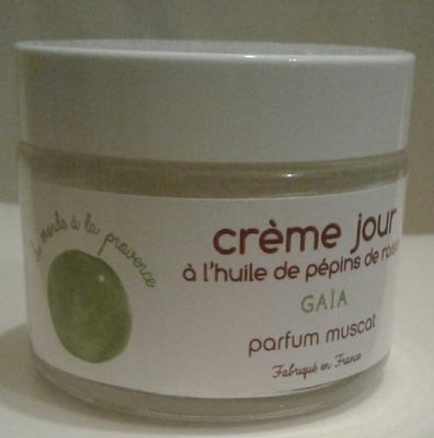 Du monde à la Provence Gaïa : crème jour à l'huile de pépins de raisin parfum muscat