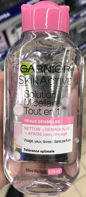 Garnier Solution Micellaire Tout en 1 Peaux Sensibles