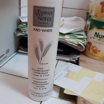 L'essence des Notes Axo white lait hydratant