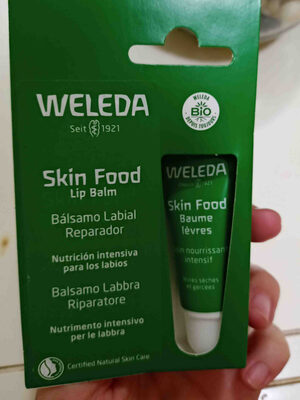 weleda skin food lip balm