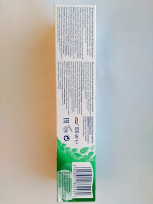 Зубная паста Aquafresh Мягко-Мятная