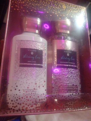 V. V Love Shining Love Body Lotion Pack