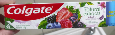 Colgate Creme Dental Natural Extracts Açaí e Frutas Vermelhas